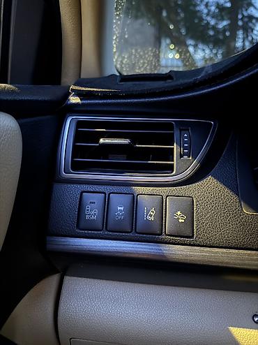 работа эвакуаторщиком: Toyota Camry: 2016 г., 2.5 л, Гибрид, Седан — 5