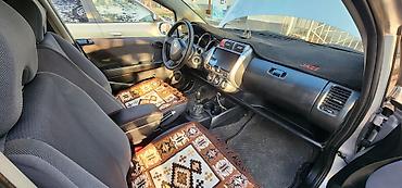 Honda: Honda Jazz: 2004 г., 1.4 л, Механика, Бензин, Хэтчбэк — 12