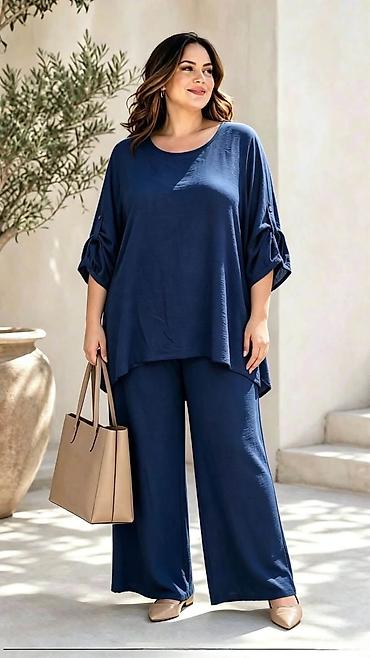 minduse: 08. Komplet za punije
2XL 3XL 4XL
Cena : 3.200 dinara H — 1