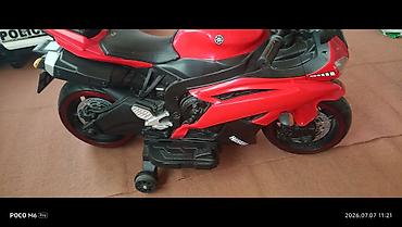 şəhər konstruktorları: Uşaq elektrik motosikleti – sport üslubunda, qırmızı rəng — 4