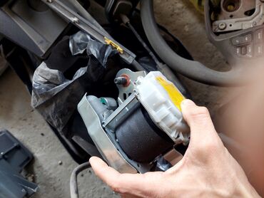 Avtomobil salonu üçün digər detallar: Tehlukesizlik kemeri 10azn istenilen teref var.pllasmaslar hisseler ve — 3