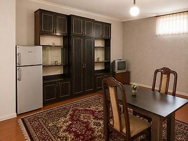 ev və bağ: 25 kv. m, 1 otaqlı, Qaz, İşıq, Su — 4