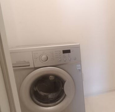 Duxovkalar: Xarab 2 qapılı Siemens Soyuducu Satılır, rəng - Boz