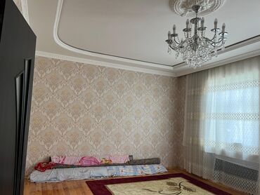 9 mikrorayonda satilan evler: Баладжары 3 комнаты, 100 м²