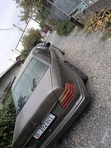 меерс 124: Mercedes-Benz W124: 1990 г., 2 л, Механика, Бензин, Седан — 7