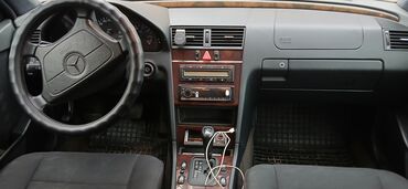 Mercedes-Benz: Mercedes-Benz : 1998 г., 2 л, Автомат, Бензин, Седан — 10