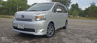 вокси ноах: Toyota Voxy: 2009 г., 2 л, Автомат, Бензин, Минивэн — 9