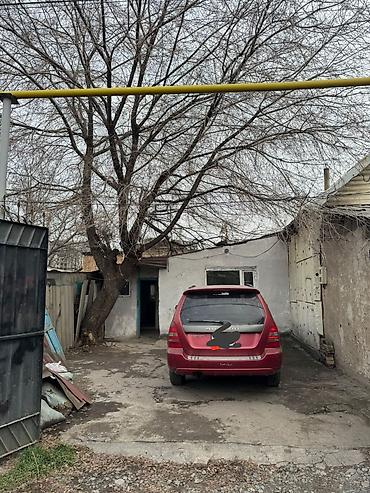 Продажа времянок: Срочно продаётся пристроенная времянка в центре города, район — 2