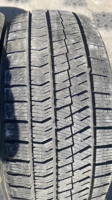 aeolus e70: Шины 215 / 45 / R 17, Зима, Б/у, Комплект, Легковые, Япония, Bridgestone — 2