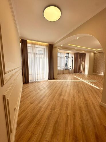 Продажа квартир: 5 и более комнат, 205 м², Элитка, 2 этаж, Дизайнерский ремонт — 23