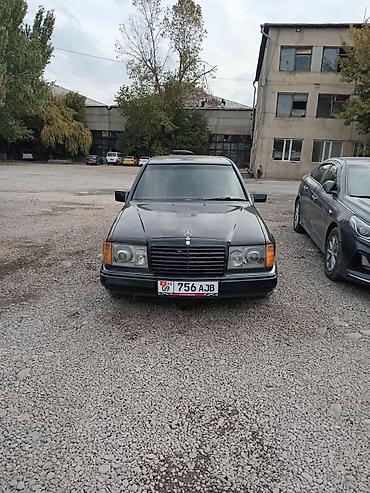 Mercedes-Benz E-Class: 1989 г., 2.3 л, Механика, Бензин, Седан