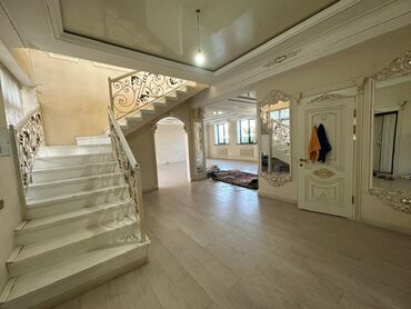 участок кок жар: Дом, 350 м², 10 комнат, Риэлтор, Дизайнерский ремонт