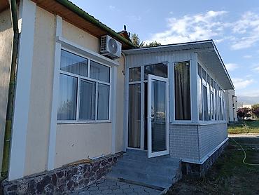 act building: Аренда квартиры на Иссык-Куле, Витязь (Мурас), Чок-Тал, 4 места, Цена Целиком за жилье — 2