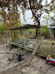 Долгосрочная аренда домов: Сдаётся 2 этажный дом в городе Манас. на долгий срок. Дом полностью — 2