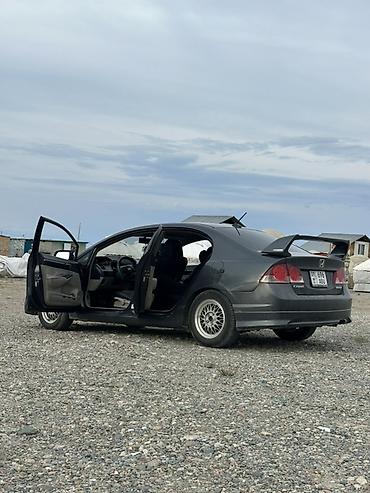 2 8: Honda Civic: 2007 г., 1.6 л, Автомат, Бензин, Седан — 7
