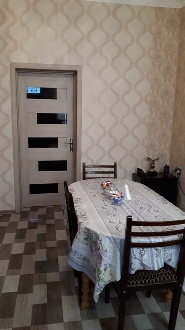 Həyət evləri və villaların satışı: Binəqədi qəs. 2 otaqlı, 65 kv. m, Kredit yoxdur, Orta təmir