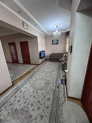 Продажа коттеджей и домов: Продаётся четырехуровневый дом Ж/м Кок-Жар, ул. Конорчок Площадь — 9