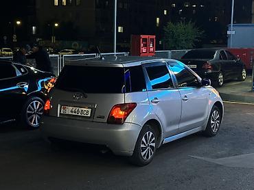 Toyota Ist: 2003 г., 1.3 л, Автомат, Бензин, Хэтчбэк