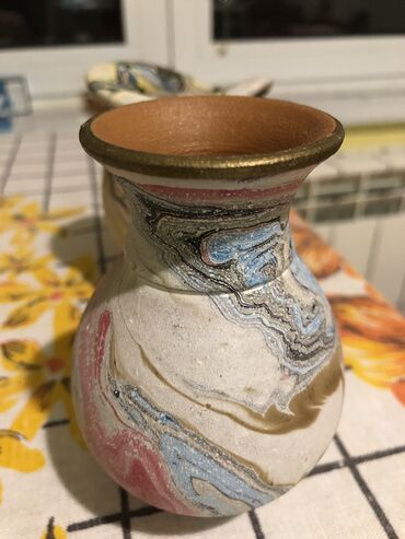 Vaze i saksije: Vaza, Keramika — 7