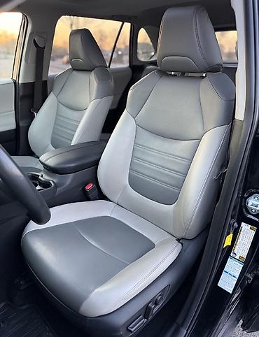 spot: Toyota RAV4: 2021 г., 2.5 л, Вариатор, Гибрид, Кроссовер — 7