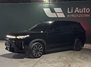 byd e2 2023: Lixiang : 2026 г., Кроссовер — 1