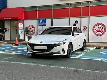 Hyundai Elantra: 2022 г., 1.6 л, Автомат, Гибрид, Седан