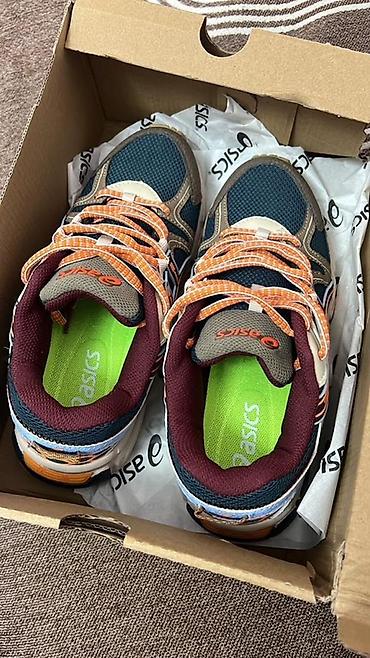 ош одежда: Кроссовки asics хорошим по качеству новые подходит для пробежки и — 1