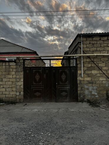 Kirayə torpaq sahələri: 6 sot Tikinti, İşıq, Kanalizasiya, Qaz — 6