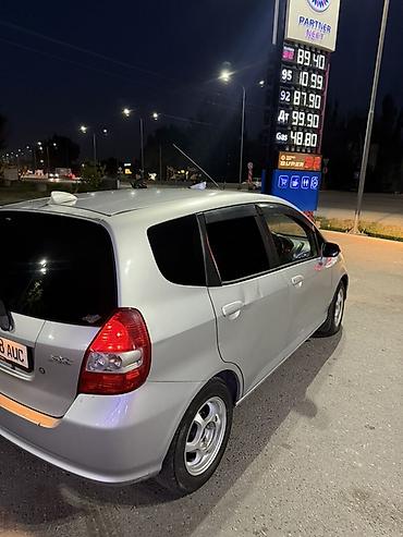 бампер лачети: Honda Fit: 2003 г., 1.3 л, Автомат, Бензин, Хэтчбэк — 3