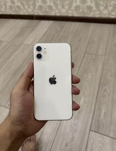 Apple iPhone: IPhone 11, Новый, 64 ГБ, Чехол, 92 %