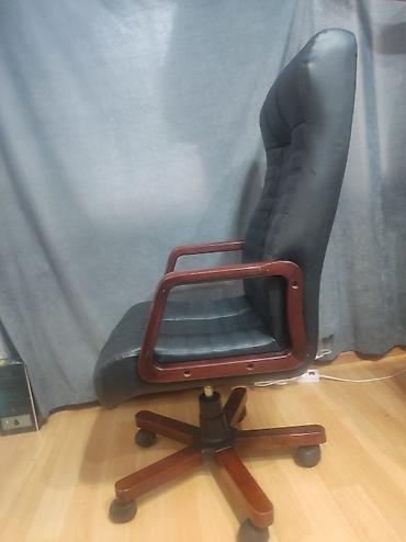 Офисные кресла: Продаю руководительское кресло "Атлант- экстра" натуральная кожа и — 5