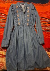 Dəstlər, kostyumlar: Djins platye- 20azn. djins sorocka -15azn. platye beloe - 15azn