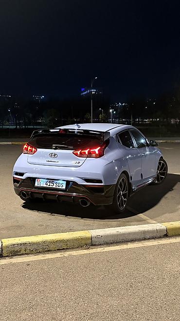 tur: Hyundai Veloster: 2019 г., 2 л, Механика, Бензин, Хэтчбэк — 8