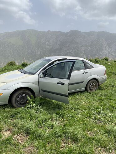 авто форт: Ford Focus: 2000 г., 2 л, Автомат, Бензин, Седан