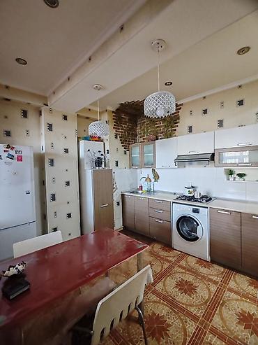 evlerin satişi: 2 otaqlı, 84 kv. m — 10