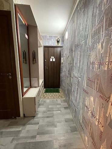 Продажа квартир: 3 комнаты, 58 м², 6 мкр 104 серия, 2 этаж — 10