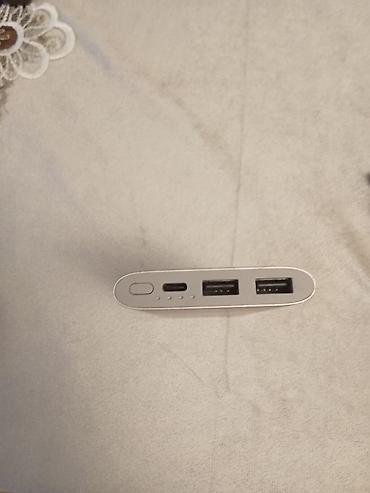 samsung power bank: Samsung portativ enerji bloku – 10,000 mAh, Fast Charge dəstəyi — 2