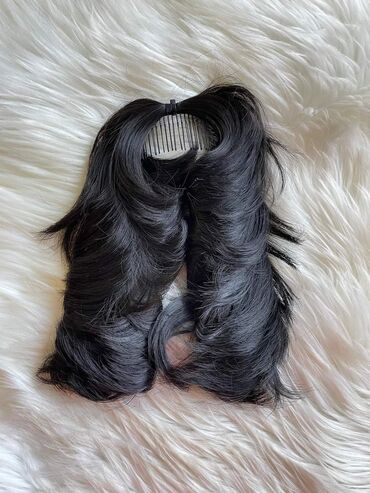 Perike i klipse: Novi model punđe sa češljićem
Cena:1300din na lalafo.rs — 12 Perike i klipse: Novi model punđe sa češljićem
Cena:1300din — 12