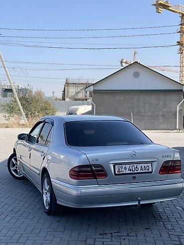 серви 3: Mercedes-Benz E-Class: 2000 г., 2.2 л, Механика, Дизель, Седан — 4