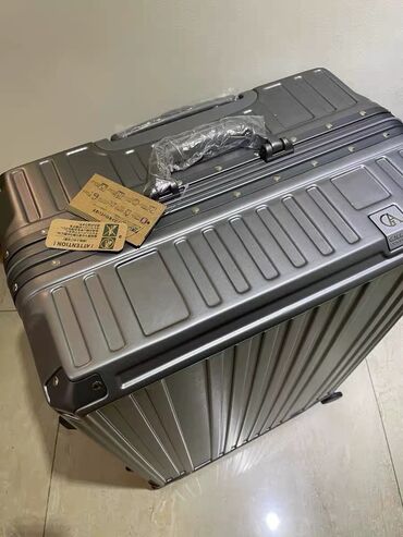 Чемоданы: Продаю чемоданы на любой вкус и цвет. Хорошие цены. Есть все размеры at lalafo.kg — 18 Чемоданы: Продаю чемоданы на любой вкус и цвет. Хорошие цены. Есть все размеры — 18