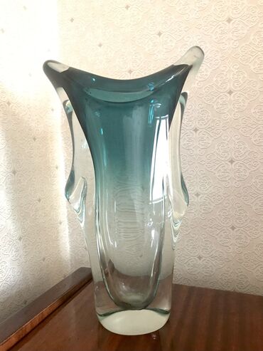 ваза стеклянная прозрачная высокая без узора: Чешская ваза 30азн