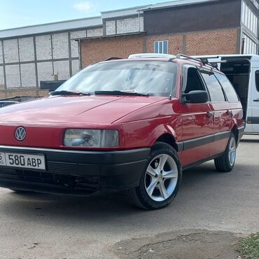 Volkswagen: Volkswagen Passat: 1989 г., 1.8 л, Механика, Бензин, Универсал