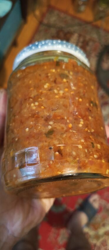 Другие продукты питания: Təmiz və ev şəraitində hazırlanmış badımcan kürüsü və leço. Anam