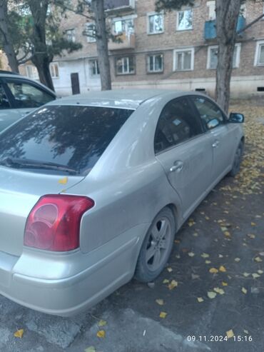 матор на мотоцикл: Toyota Avensis: 2003 г., 1.8 л, Автомат, Бензин, Хэтчбэк