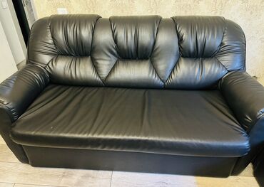 натяжные чехлы на диван бишкек: Кожаный диван очень в хорошем состоянии