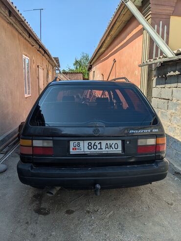 Volkswagen: Volkswagen Passat Variant: 1992 г., 2 л, Механика, Газ, Универсал — 4