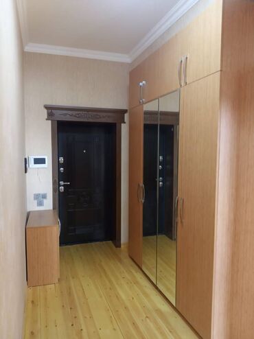 Uzunmüddətli kirayə mənzillər: Azadlıq pr,6 saylı Məlikov xəstəaxanası,Miqrasiya idarəsi — 6