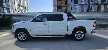 ram dodge: Dodge Ram 1500: 2022 г., 3.6 л, Автомат, Гибрид, Пикап — 2