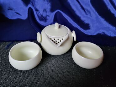 Kuhinjski setovi: Servis vintaz,nov porcelanski za caj za dvoje. Perfektan rad i — 3