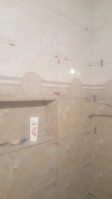 Покраска: Ищу работу 
Покраска крыш стен — 5